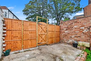 Photo 25- click for photo gallery